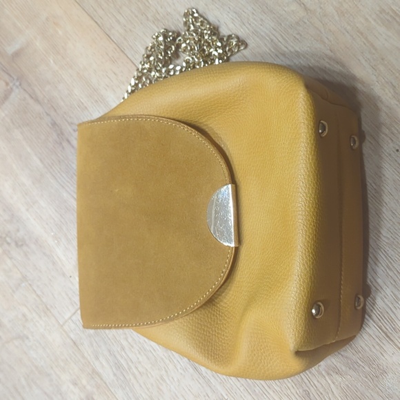 Moda Luxe Mustard Crossbody With Metal Chain main image 8